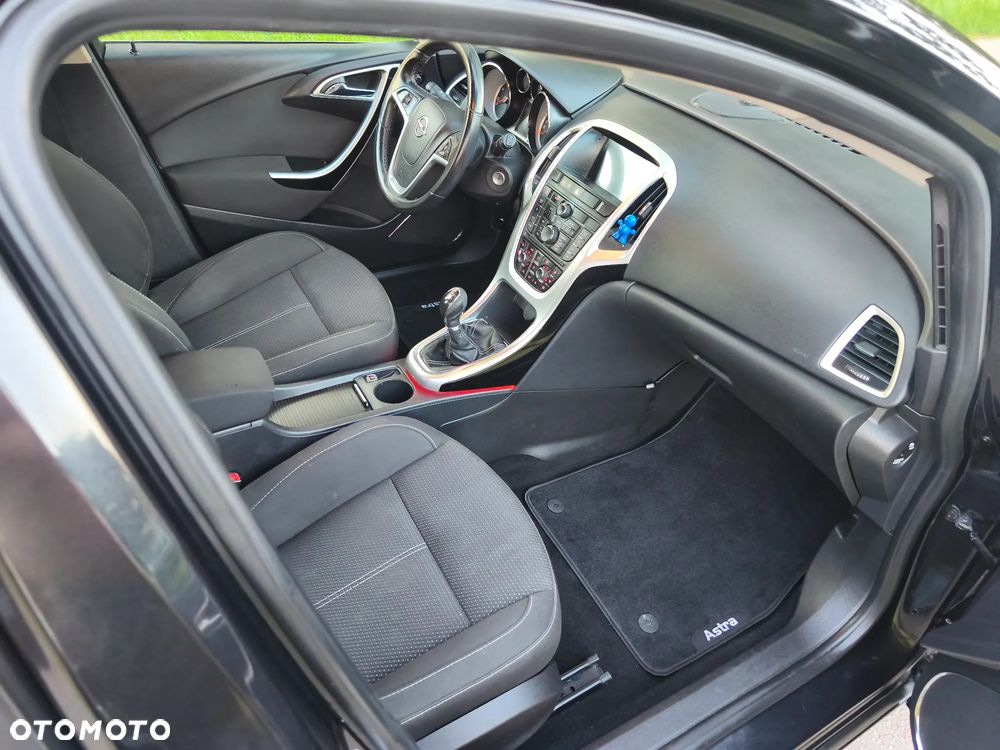 Opel Astra 1.4 T Cosmo - 19