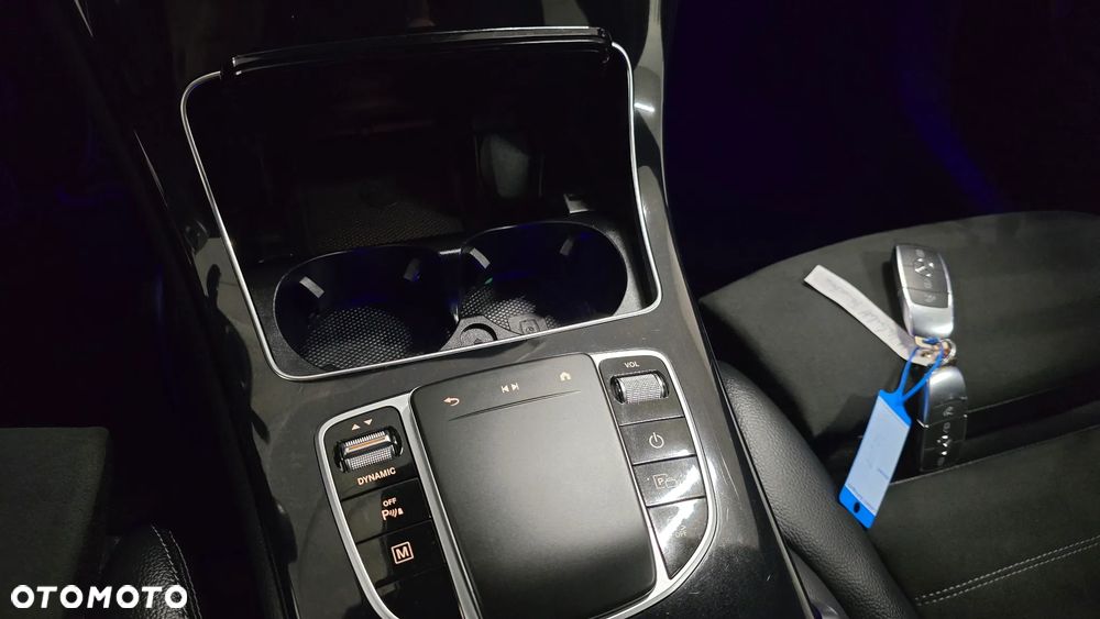 Mercedes-Benz GLC 300 de 4Matic 9G-TRONIC AMG Line Plus - 25