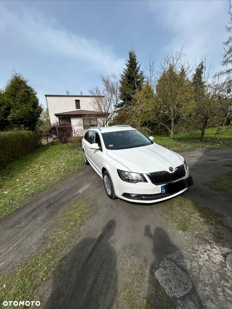 Skoda Superb 2.0 TDI 4x4 Ambition DSG - 2