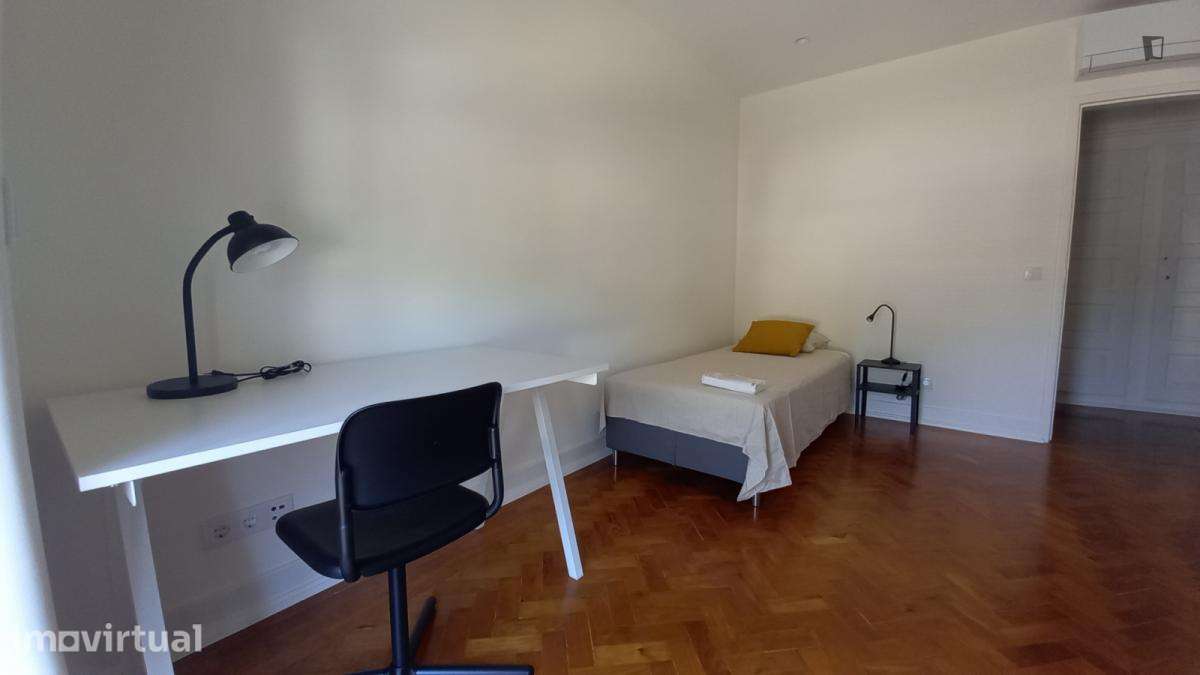 Quarto - localizado em Entrecampos Lisbon - Grande imagem: 3/12