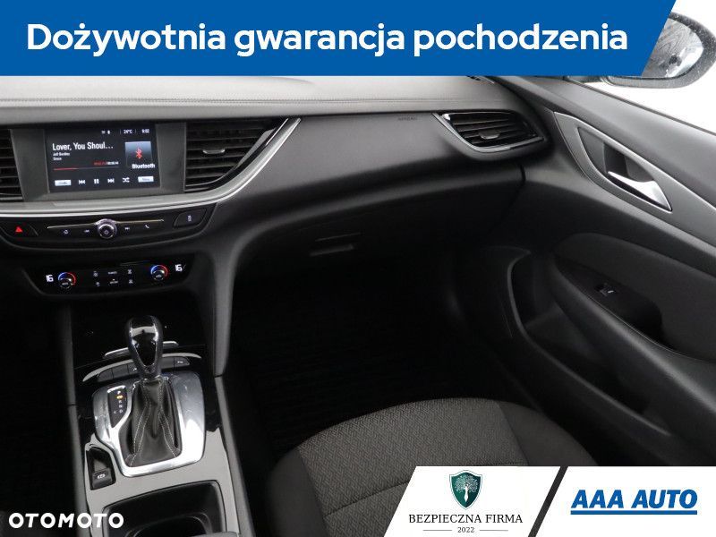 Opel Insignia - 10