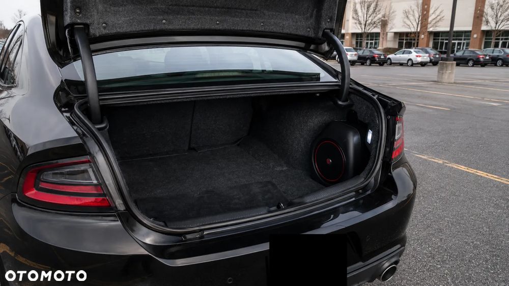 Dodge Charger 5.7 R/T - 25