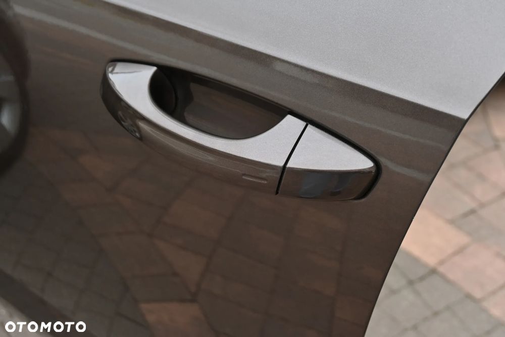 Skoda Octavia 1.8 TSI DSG L&K - 37