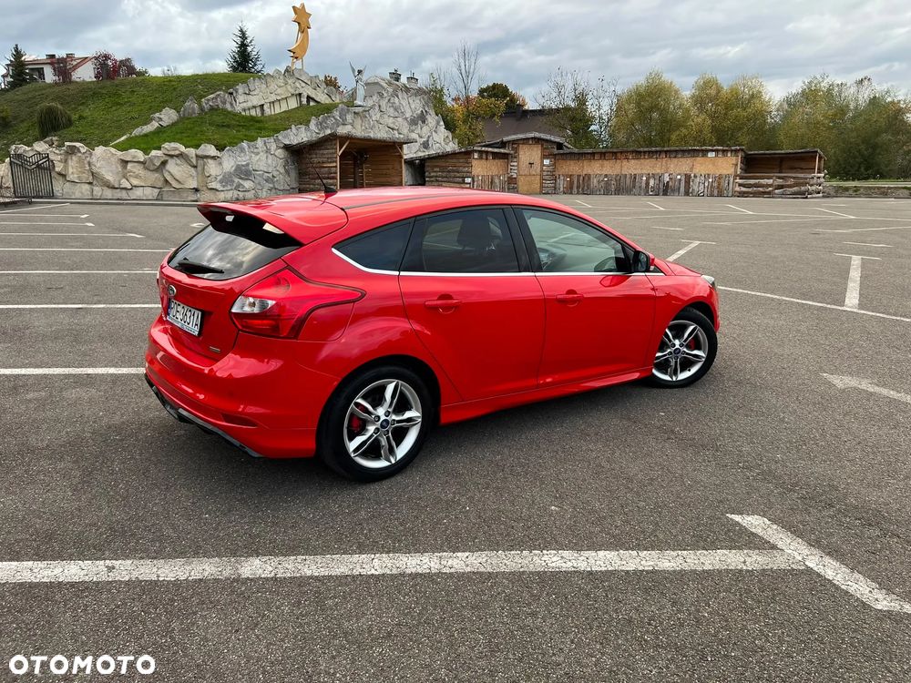 Ford Focus 2014 photo 4