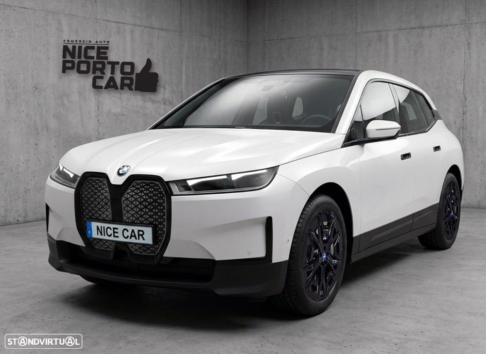 BMW iX xDrive 40 Pack Desportivo - 1