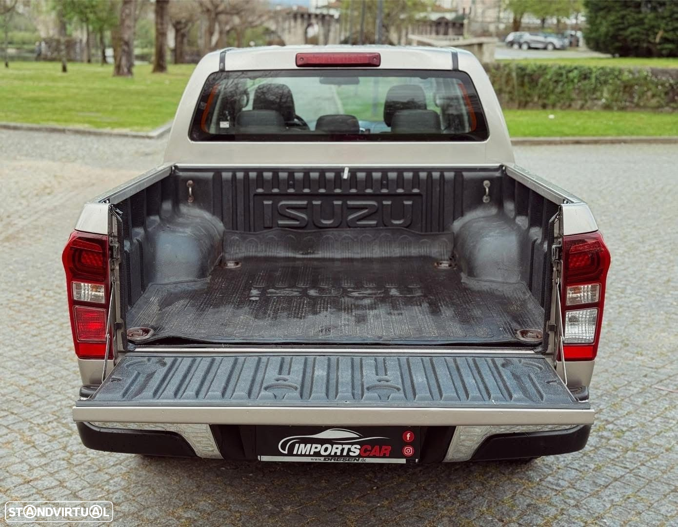Isuzu D-Max 2.5 DTi CD 4WD LS - 14