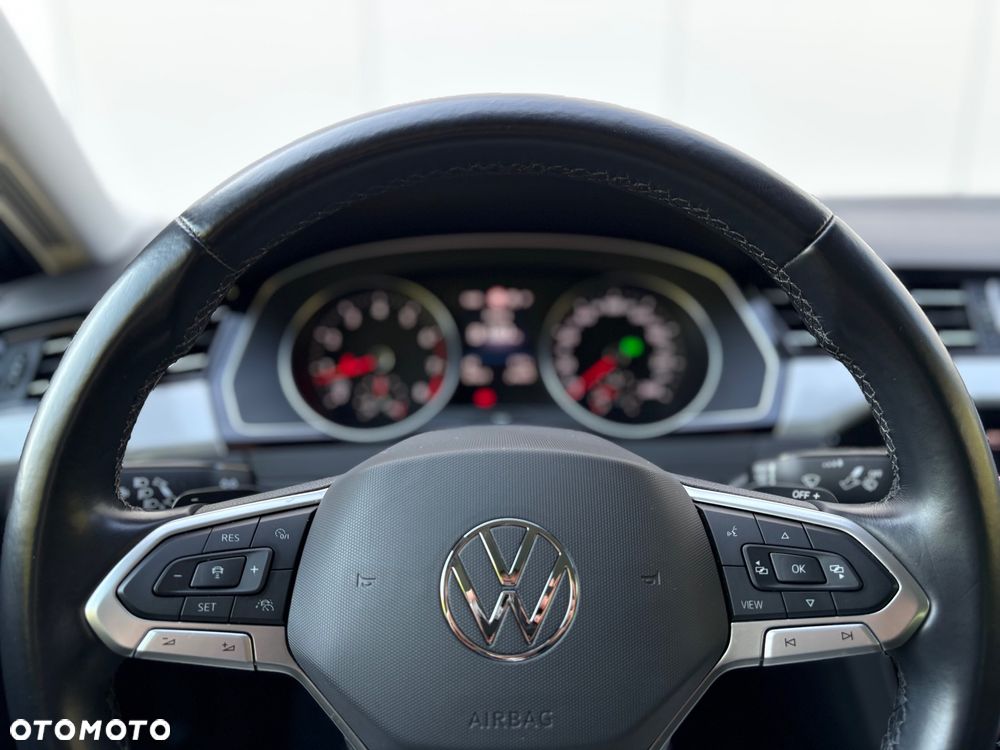 Volkswagen Passat 1.5 TSI EVO Business DSG - 10