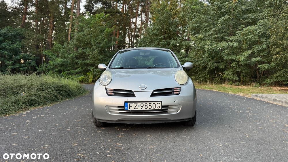 Nissan Micra 2005 photo 2
