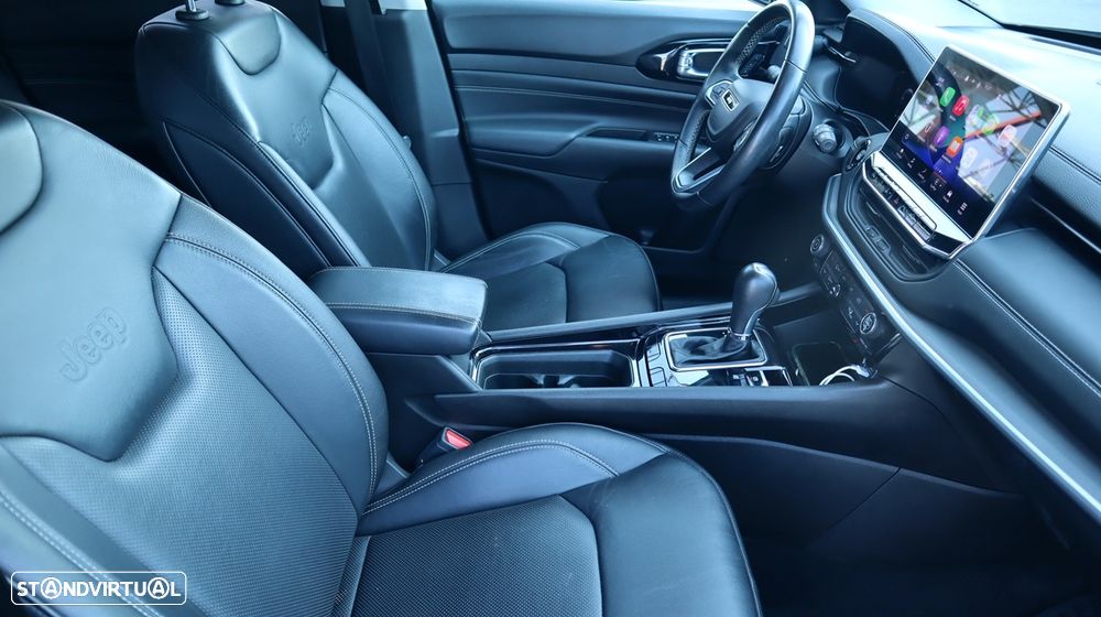 Jeep Compass 1.3 T Limited DCT - 36