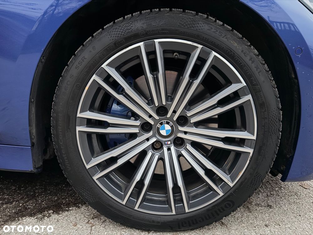 BMW Seria 3 330e Sport Line - 13