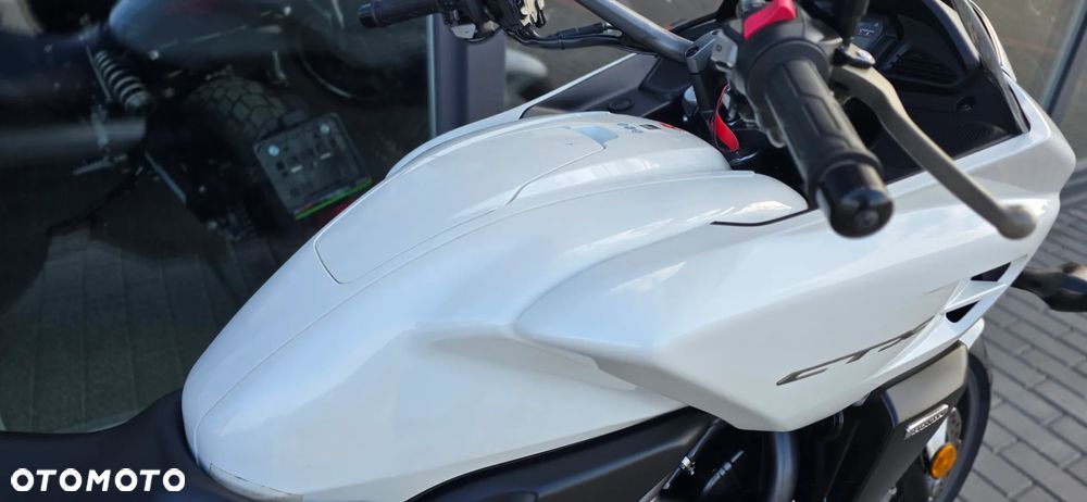Honda CTX - 16