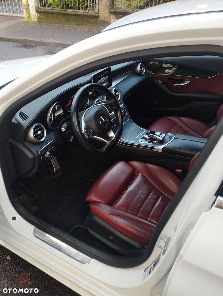 Mercedes-Benz Klasa C 300 7G-TRONIC - 6