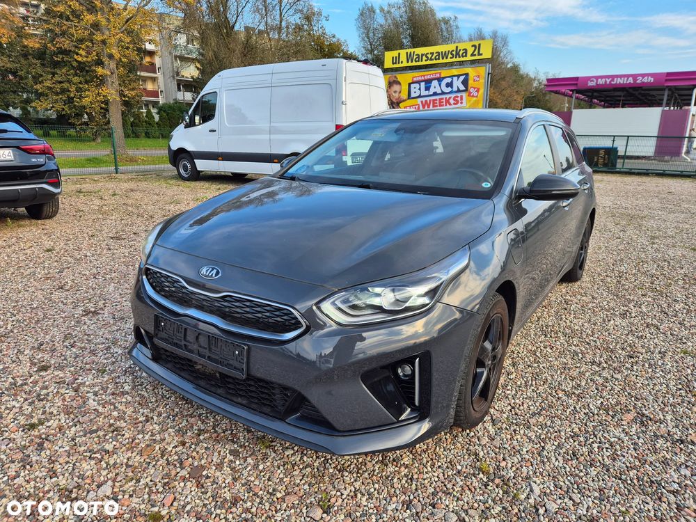 Kia Ceed - 1