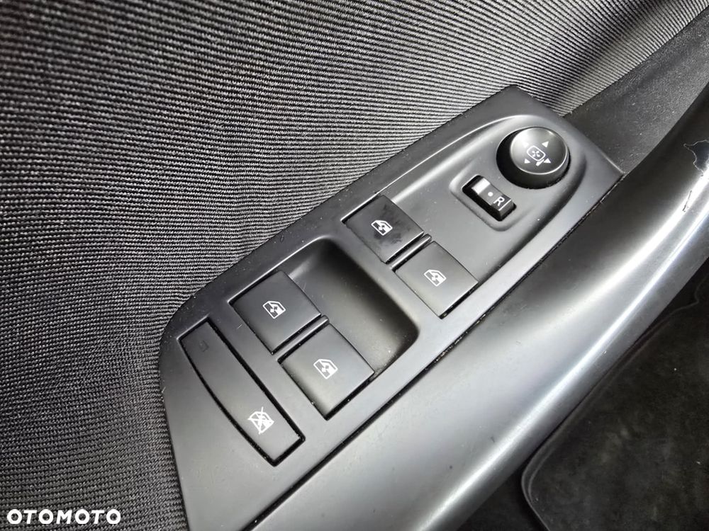 Opel Astra 1.6 D (CDTI) Automatik Dynamic - 35