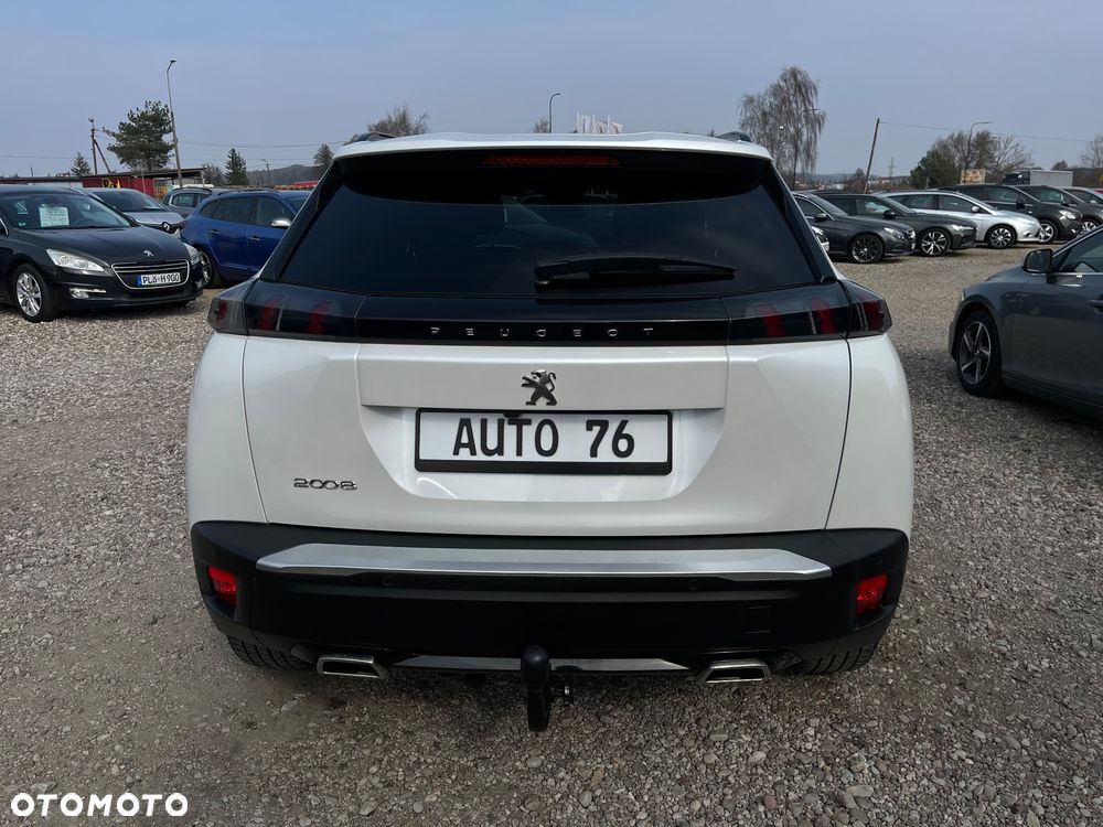 Peugeot 2008 PureTech 130 EAT8 Allure Pack - 4
