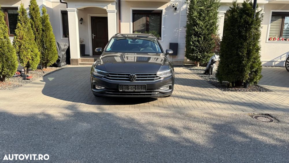 Volkswagen Passat 2.0 TDI SCR DSG Business - 1