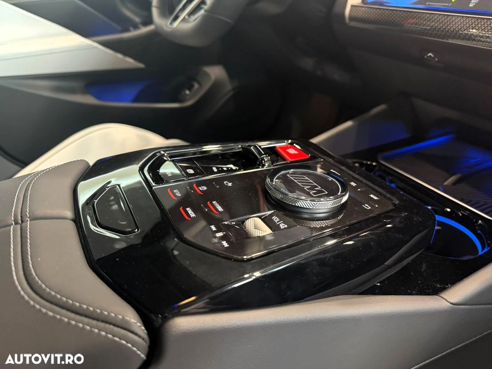 BMW M5 xDrive AT PHEV - 15