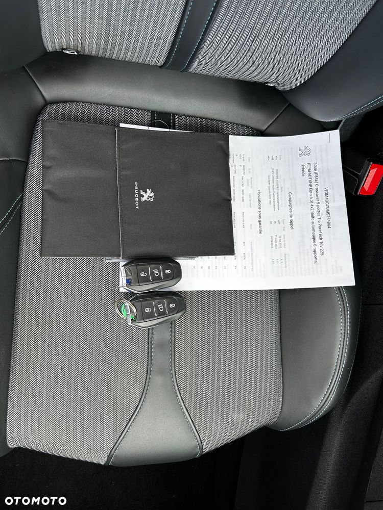 Peugeot 3008 225 e-EAT8 Allure Pack - 37