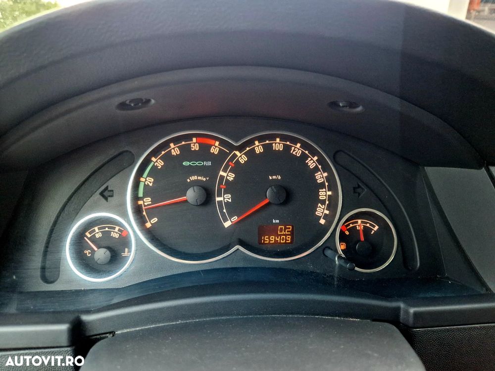 Opel Meriva - 9