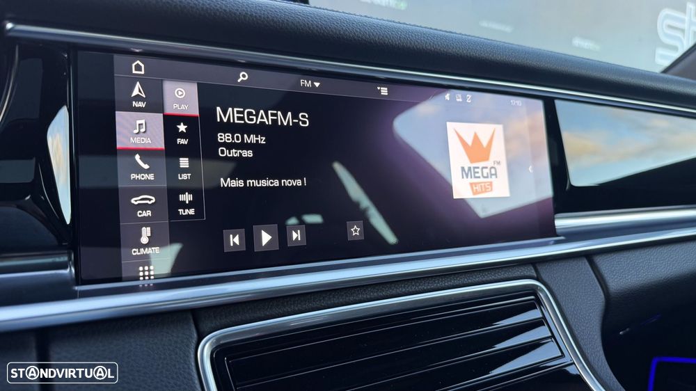 Porsche Panamera 4 E-Hybrid Platinum Edition - 19