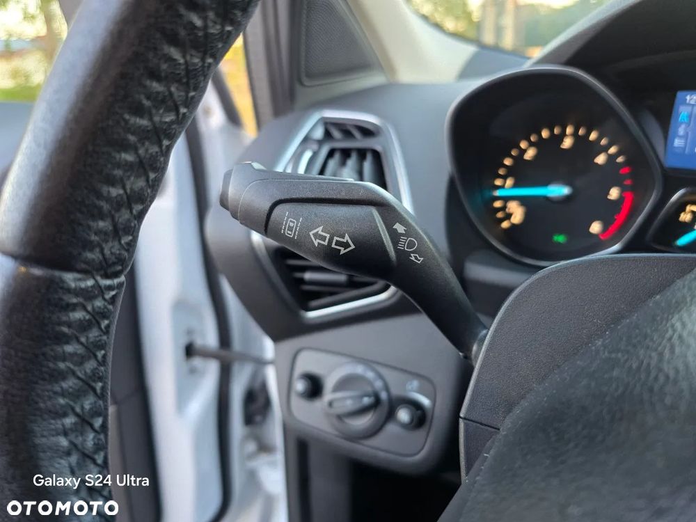 Ford Kuga 2.0 TDCi Titanium - 25