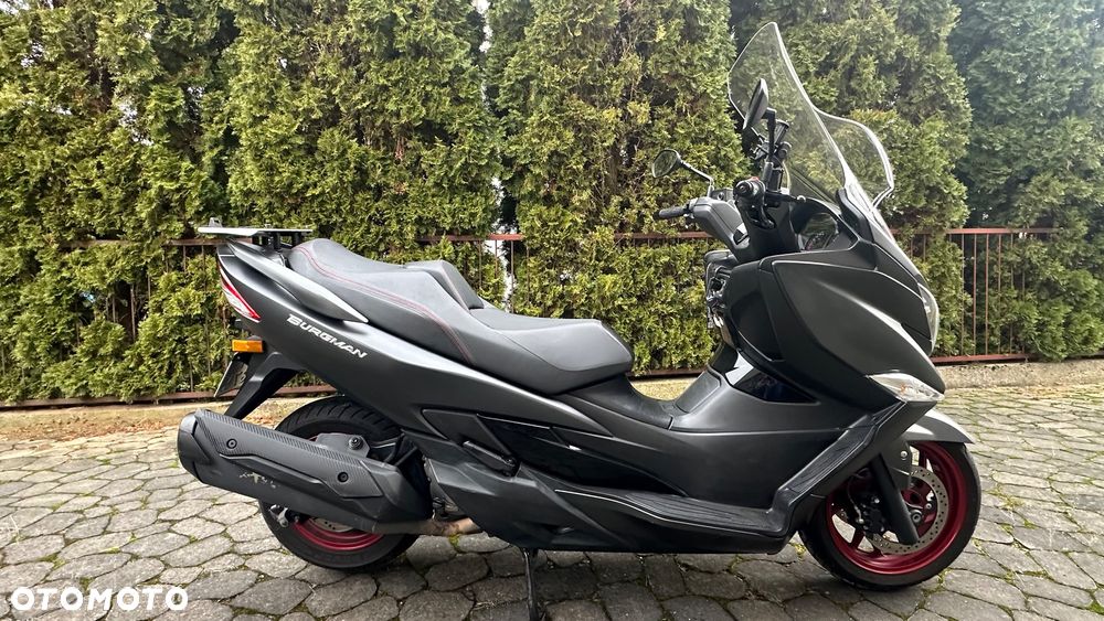 Suzuki Burgman - 3
