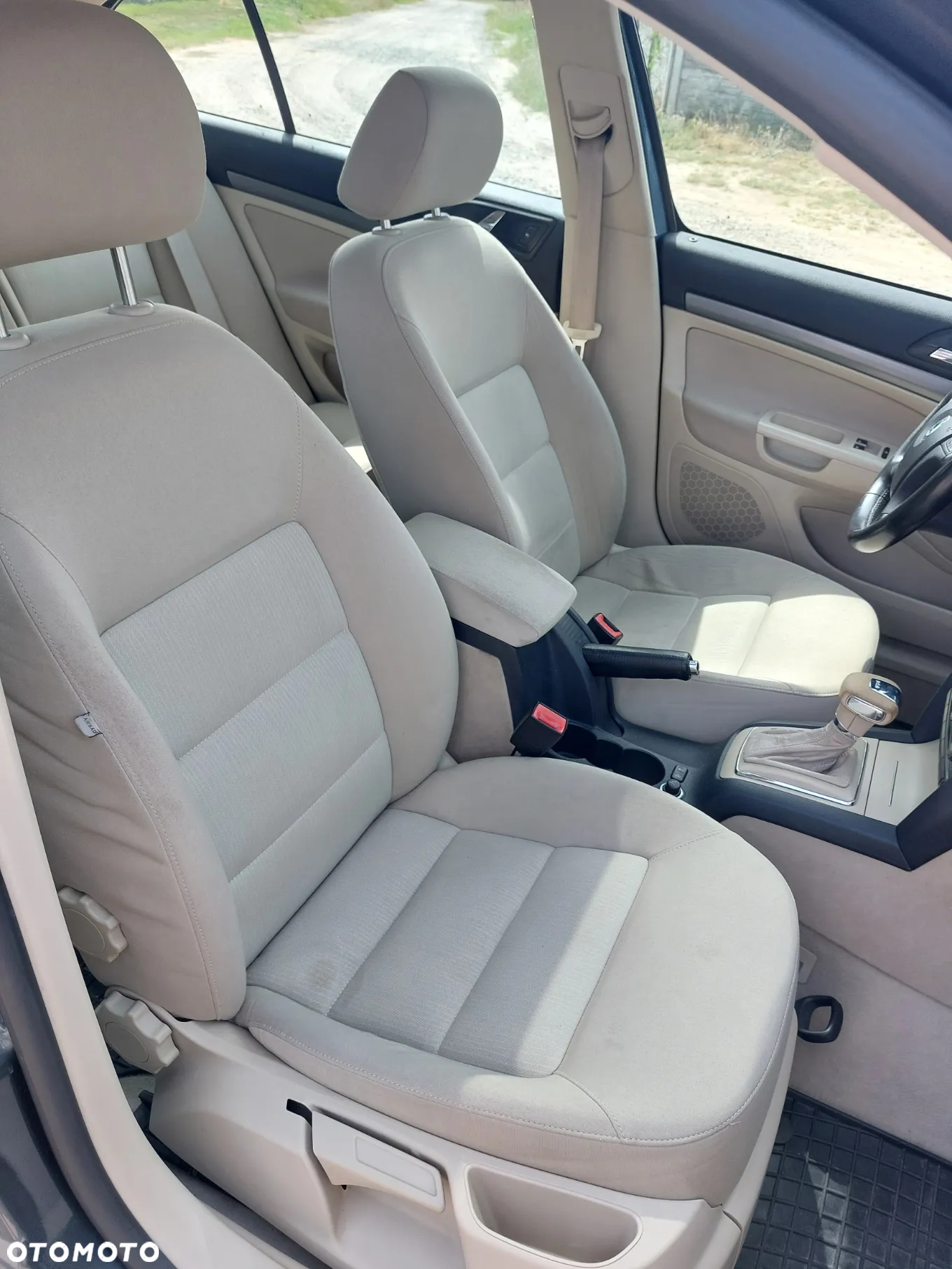 Skoda Octavia 1.9 TDI DPF DSG Elegance - 14