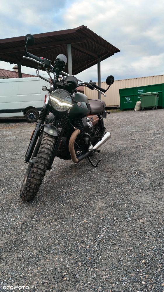 Moto Guzzi V7 - 1