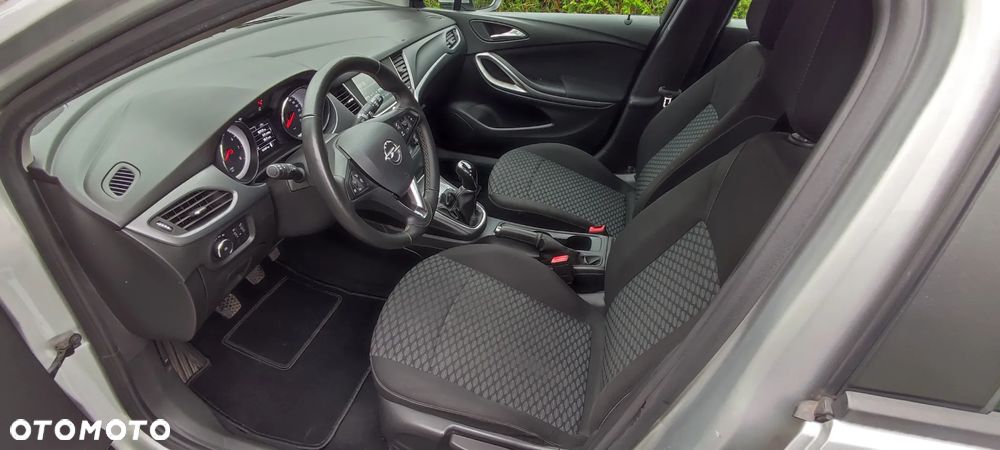 Opel Astra V 1.4 T Enjoy - 12
