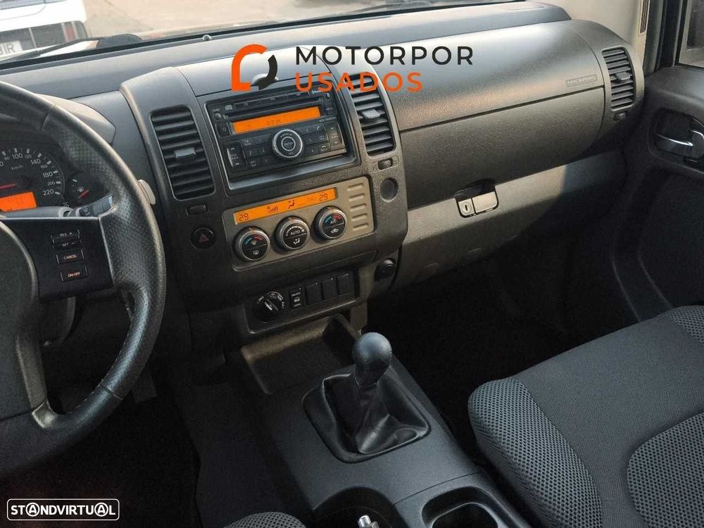 Nissan Navara 2.5 dCi CD LE - 16