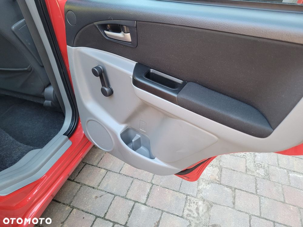 Suzuki SX4 1.6 VVT 4x2 Comfort - 29