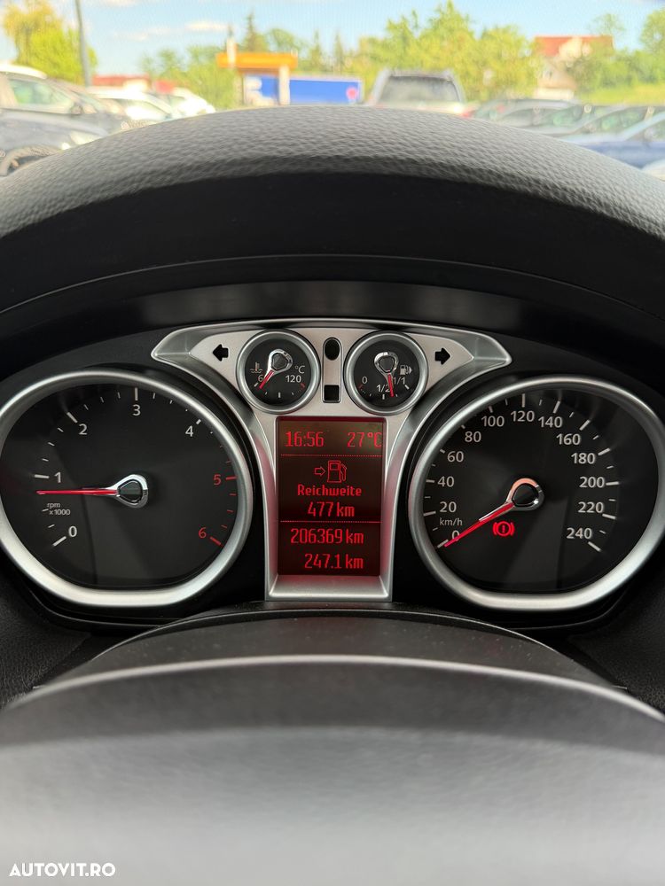 Ford Kuga 2.0 TDCi 4x4 Titanium - 12