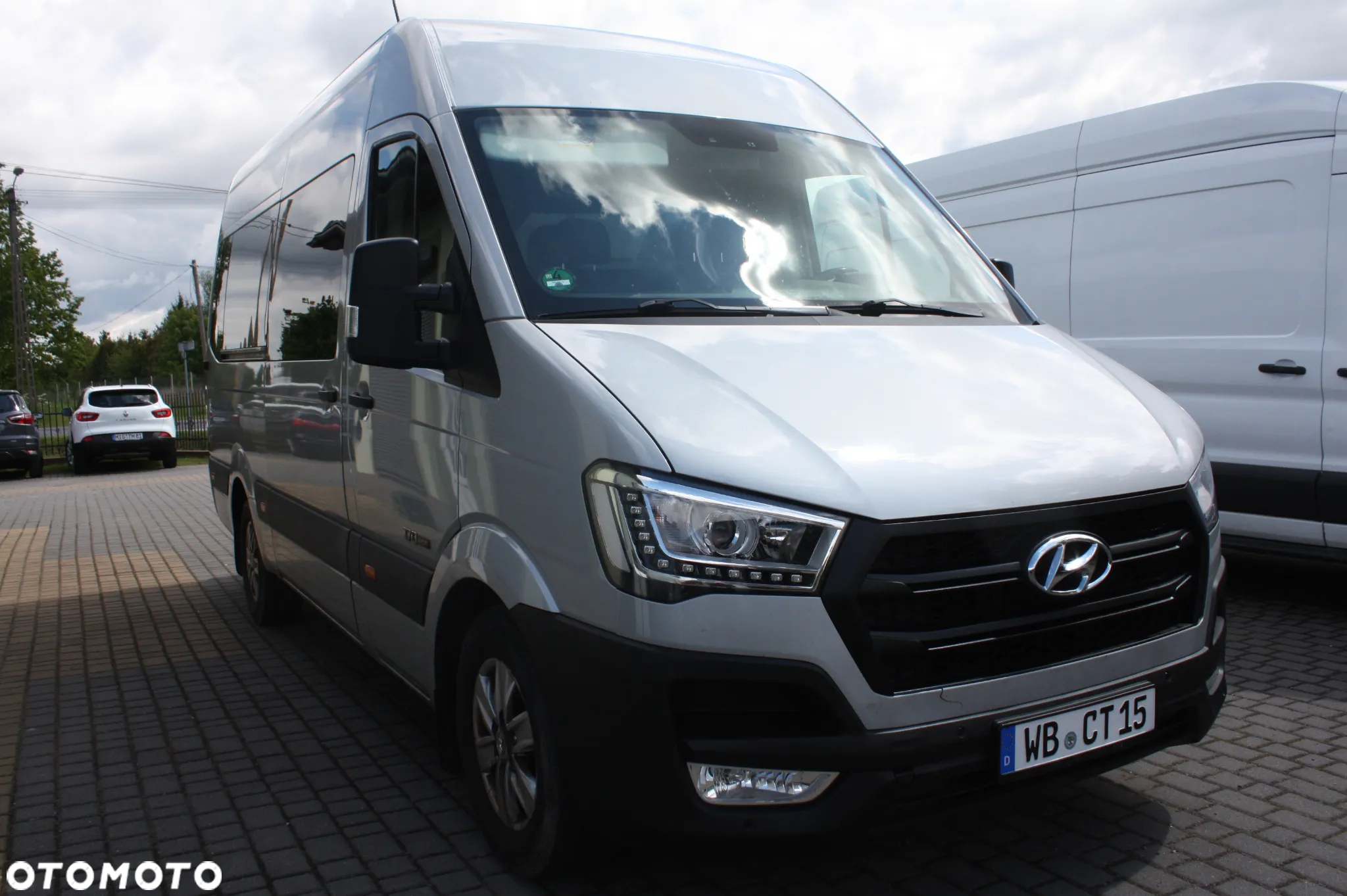 Hyundai H350 - 33