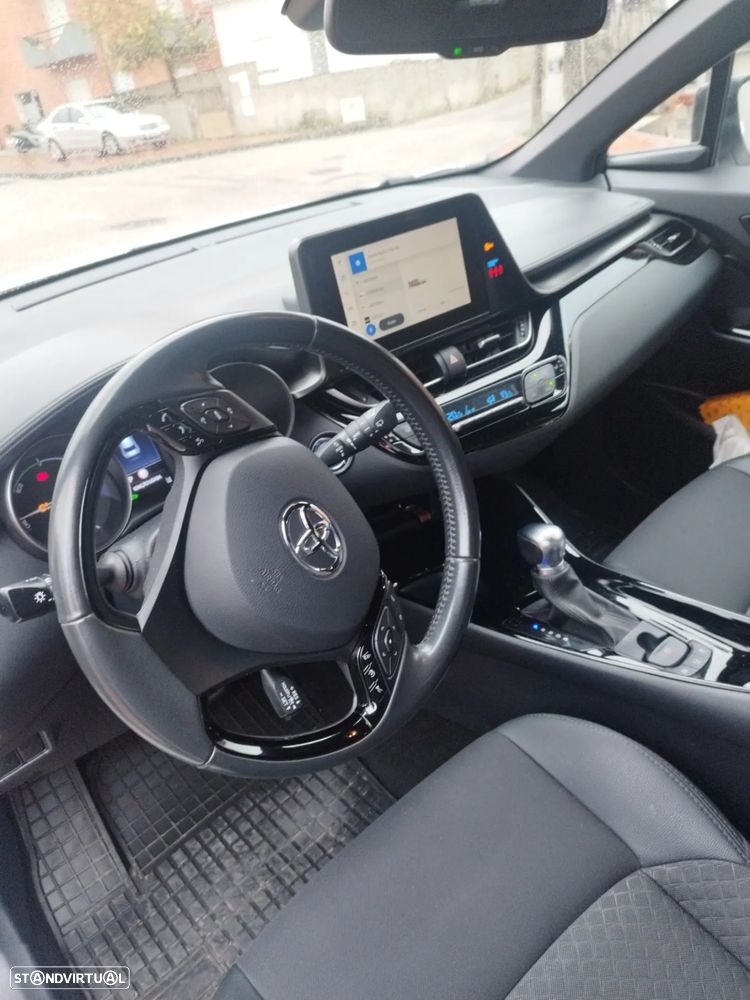 Toyota C-HR - 7