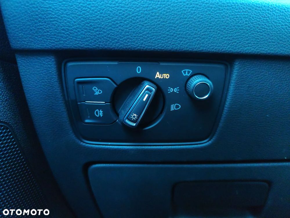 Volkswagen Arteon 2.0 TDI 4Motion R-Line DSG - 17