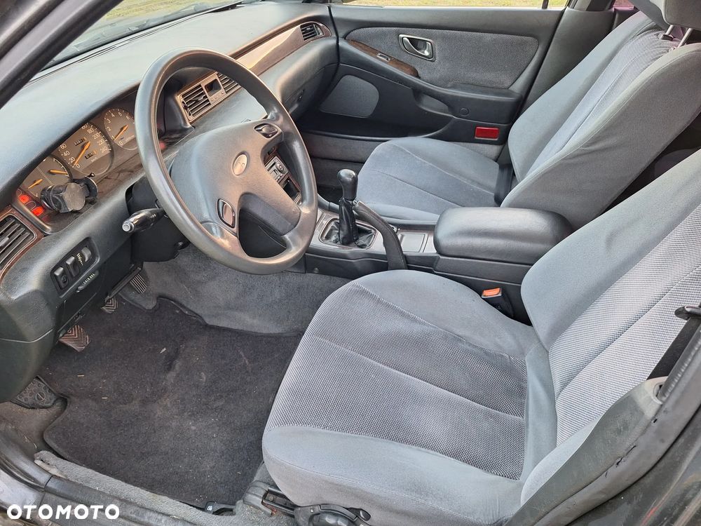 Mitsubishi Sigma - 8