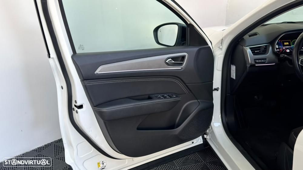 Renault Arkana 1.6 E-Tech Full Hybrid Techno - 25