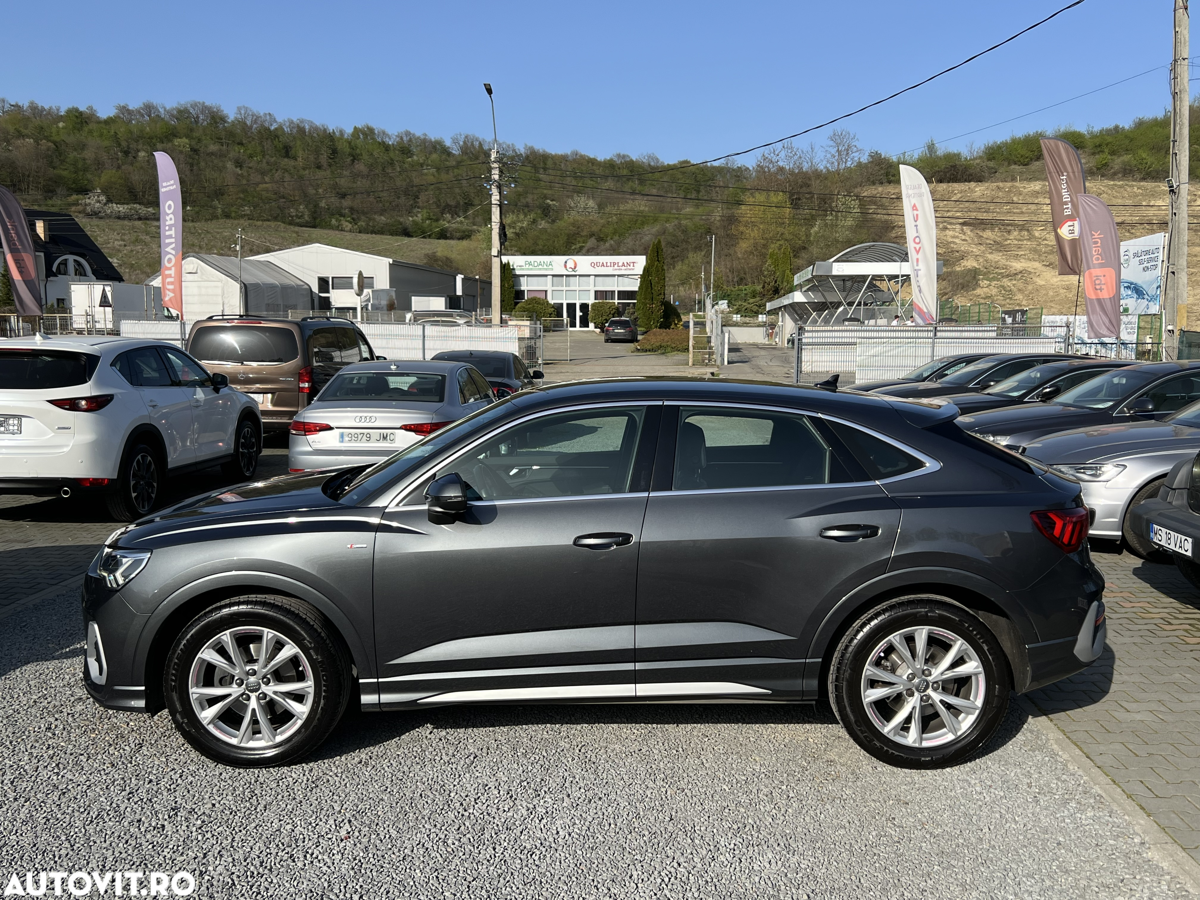 Audi Q3 2.0 35 TDI S tronic S Line - 33
