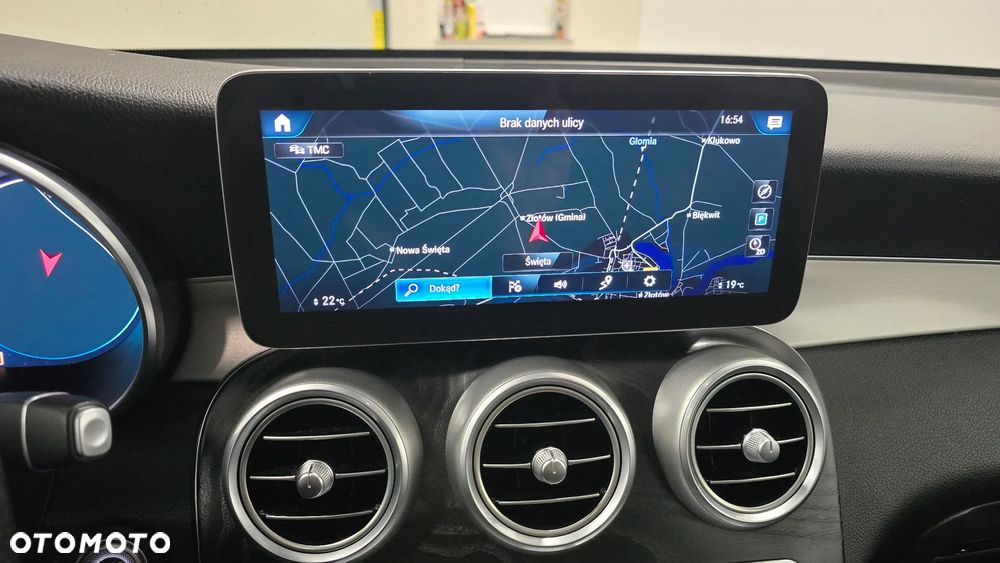 Mercedes-Benz GLC 220 d 4Matic 9G-TRONIC AMG Line Plus - 23