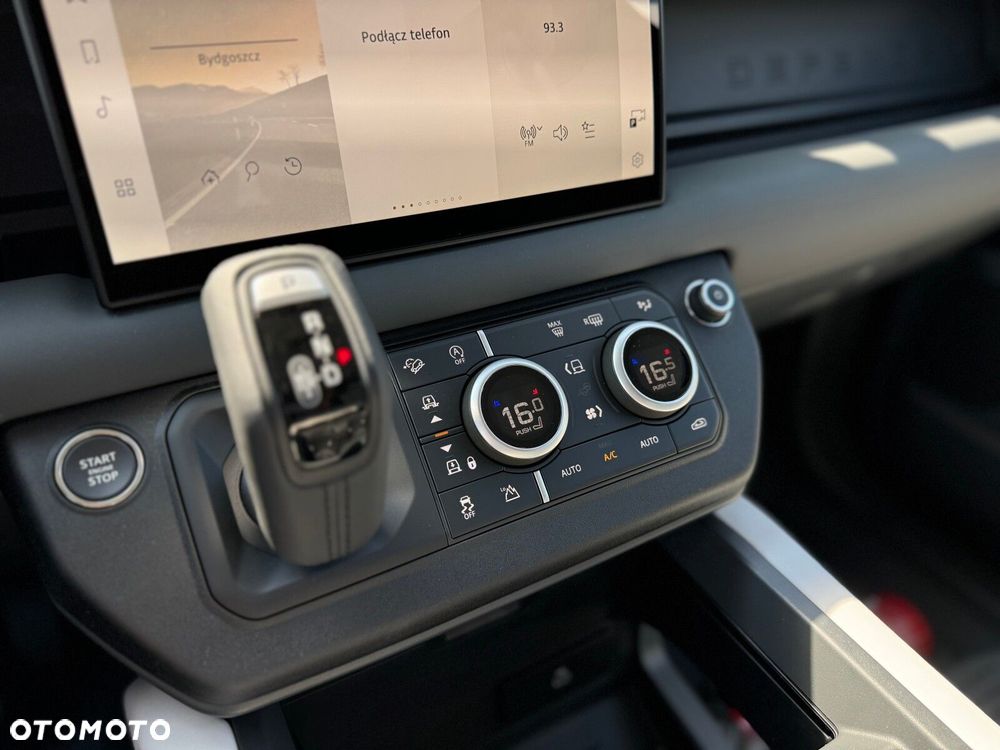 Land Rover Defender - 16