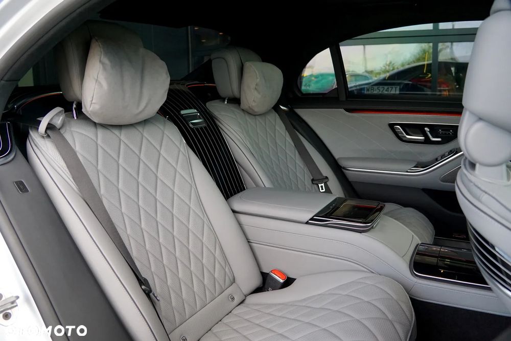 Mercedes-Benz Klasa S 500 4-Matic L 9G-TRONIC - 25