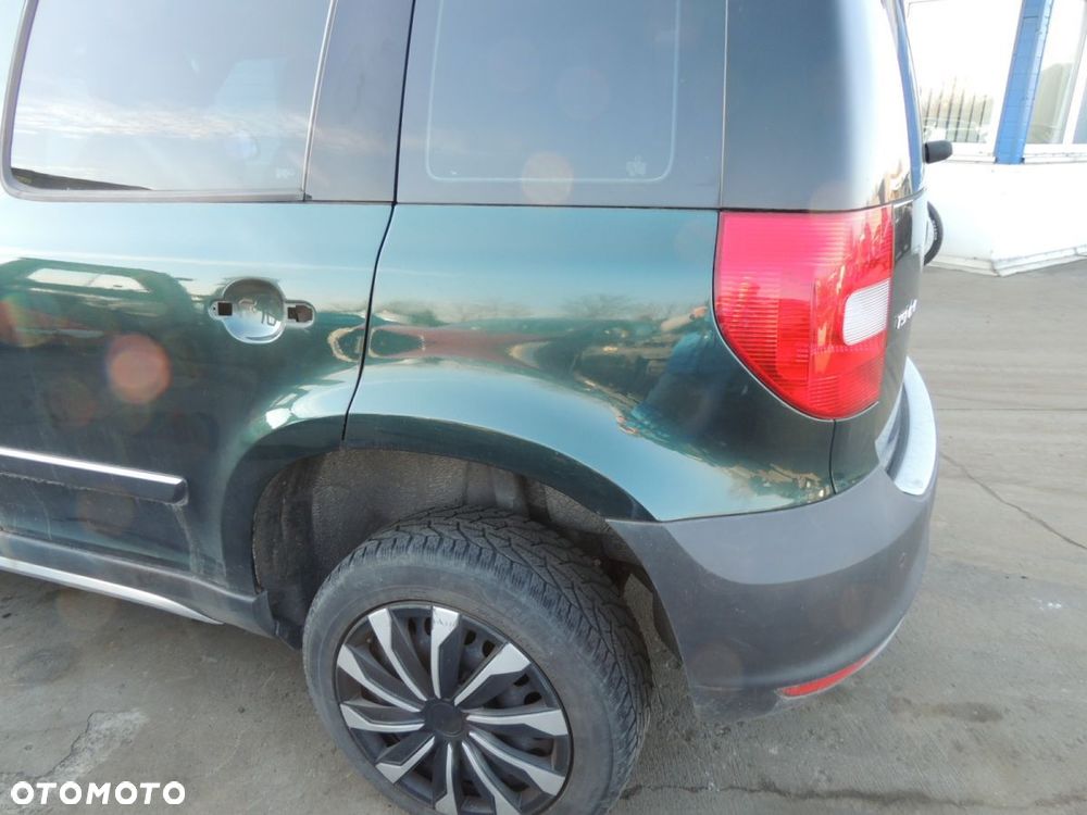 Ćwiartka nadwozia lewy tył SKODA Yeti '10 5L  4x4 - 1