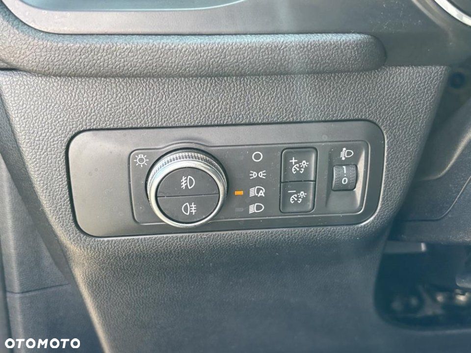 Ford Kuga - 5