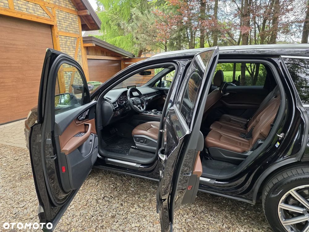 Audi Q7 3.0 TFSI Quattro Tiptronic - 18
