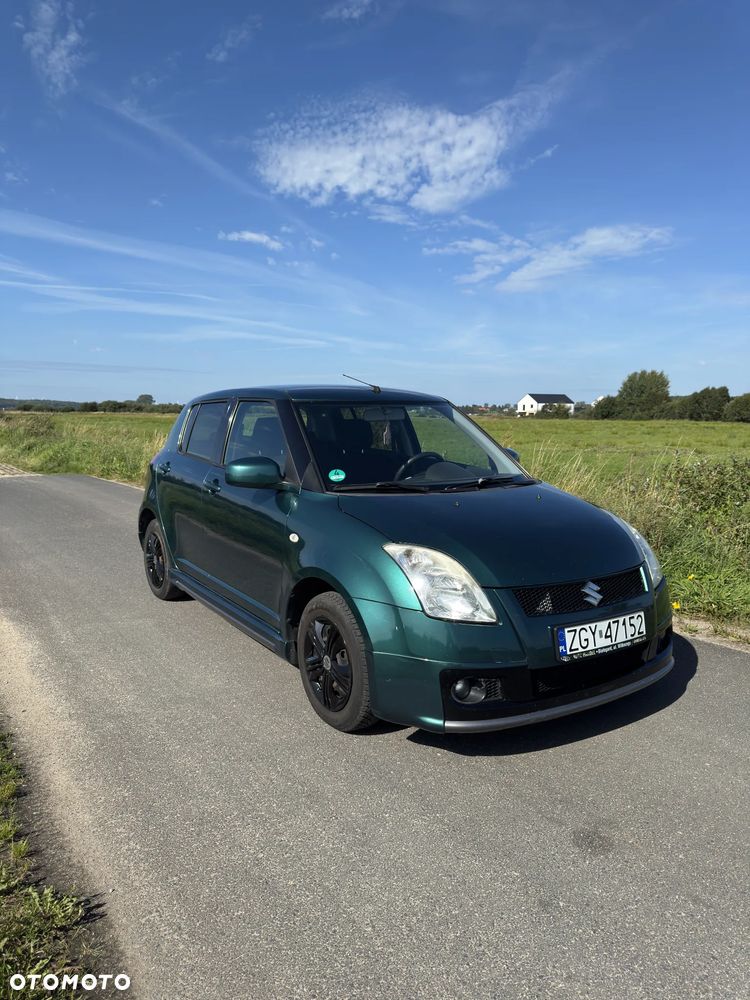 Suzuki Swift - 1