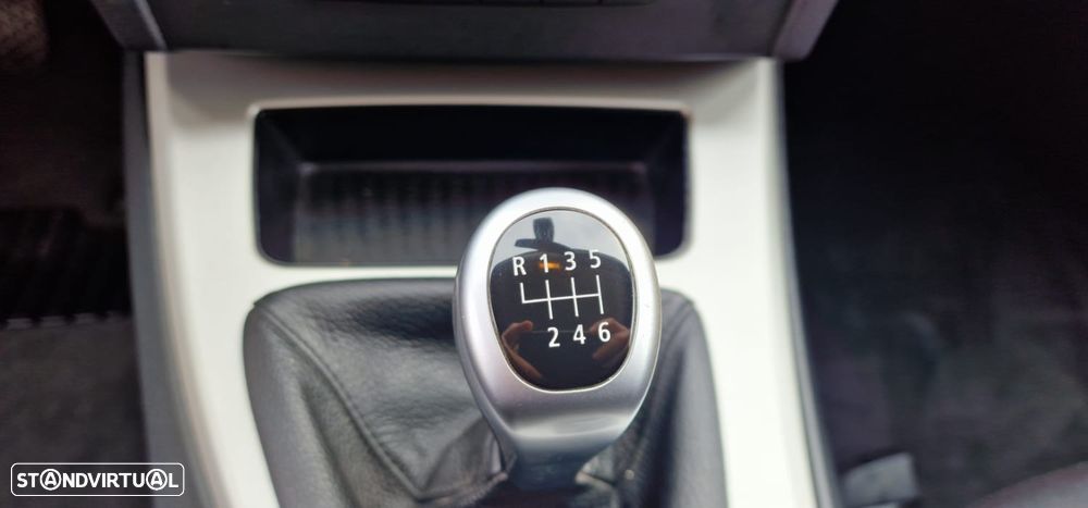 BMW 318 d DPF Edition Exclusive - 16