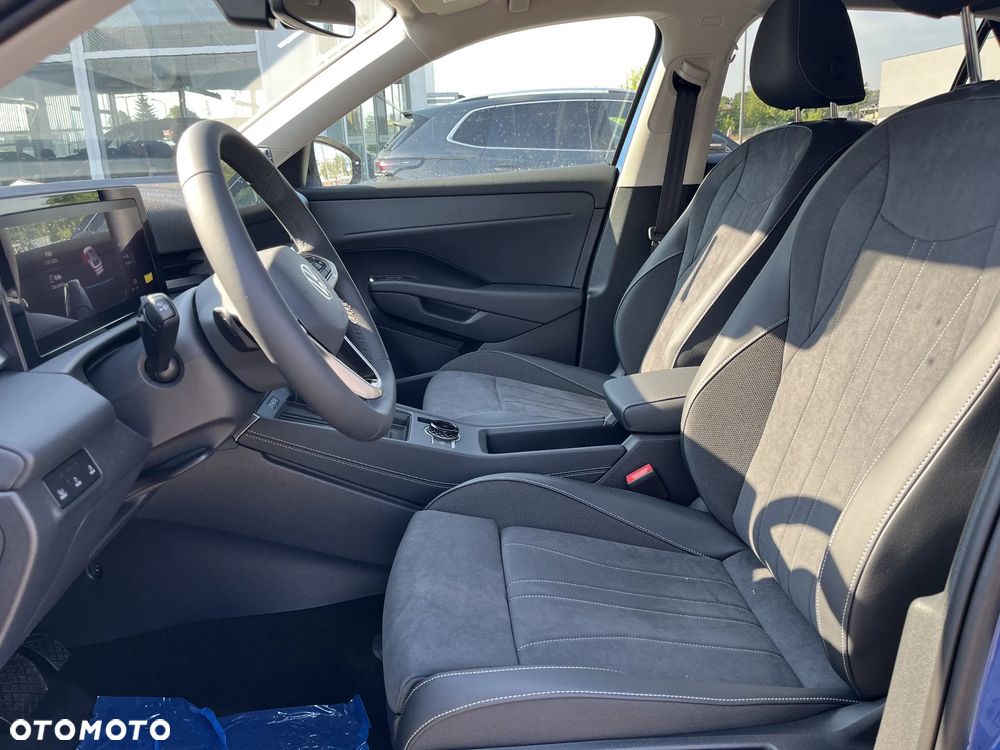 Volkswagen T-Roc 1.5 eTSI Style DSG - 11