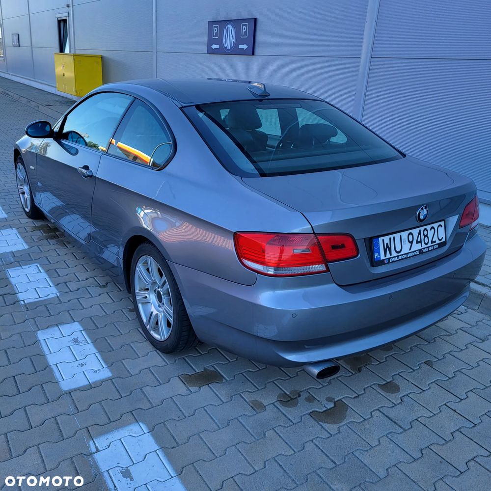 BMW Seria 3 320d DPF - 4