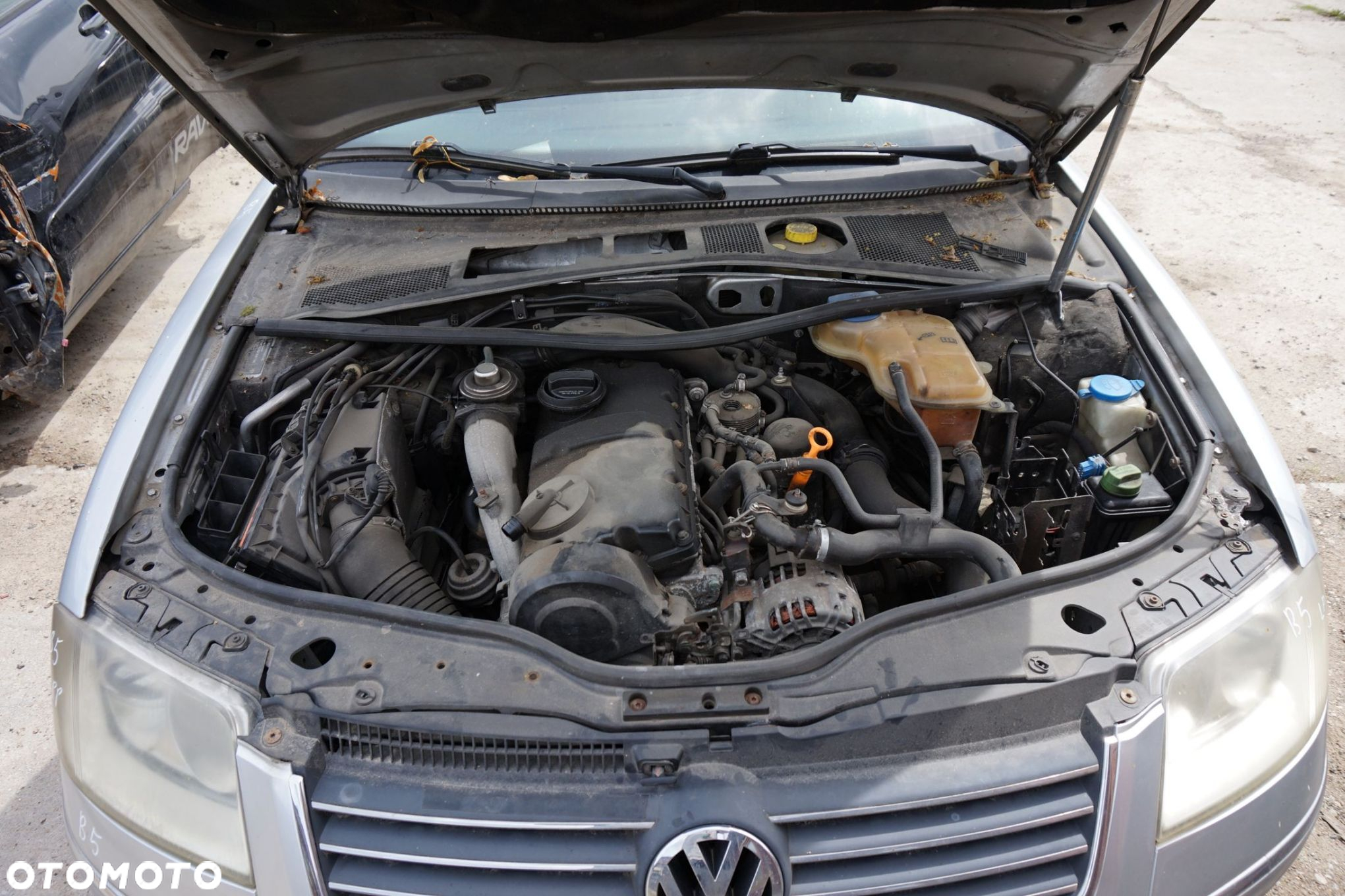 VOLKSWAGEN PASSAT B5 LIFT SEDAN 2000 LA7W 1.9 TDI AVF 130KM ELN SREBRNY na części - 9