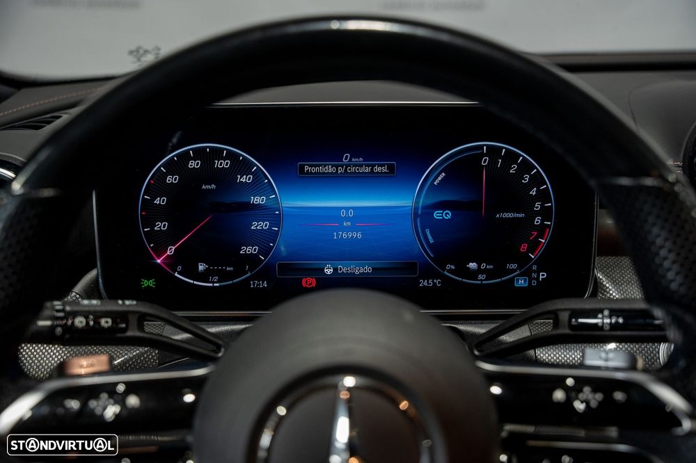 Mercedes-Benz C 300 e AMG Line - 34